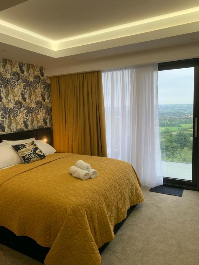 The Wylies Hotel Dunmurry ภายนอก รูปภาพ