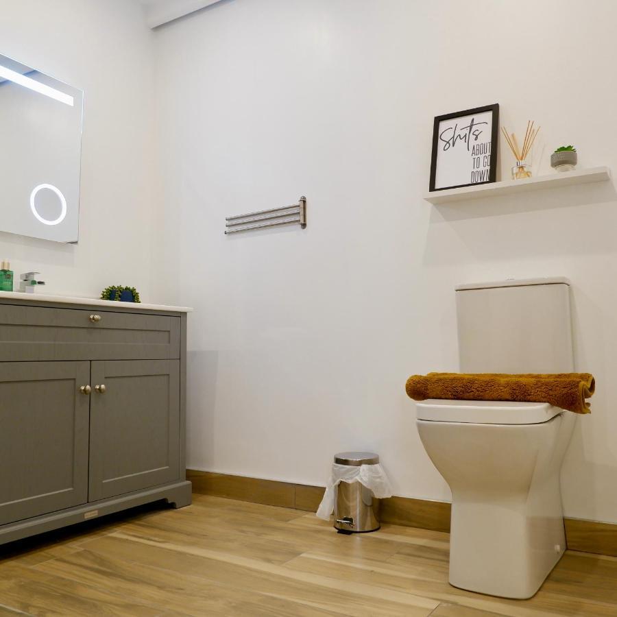 The Wylies Hotel Dunmurry ภายนอก รูปภาพ